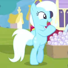 #trixiewalk