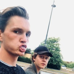 Folkmusik För Folk Som Inte Kan Bete Sig Som Folk