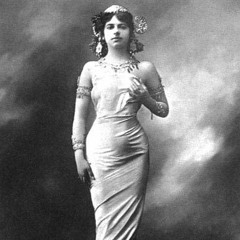 2B - Mata Hari: Margaretha de Meesterspion
