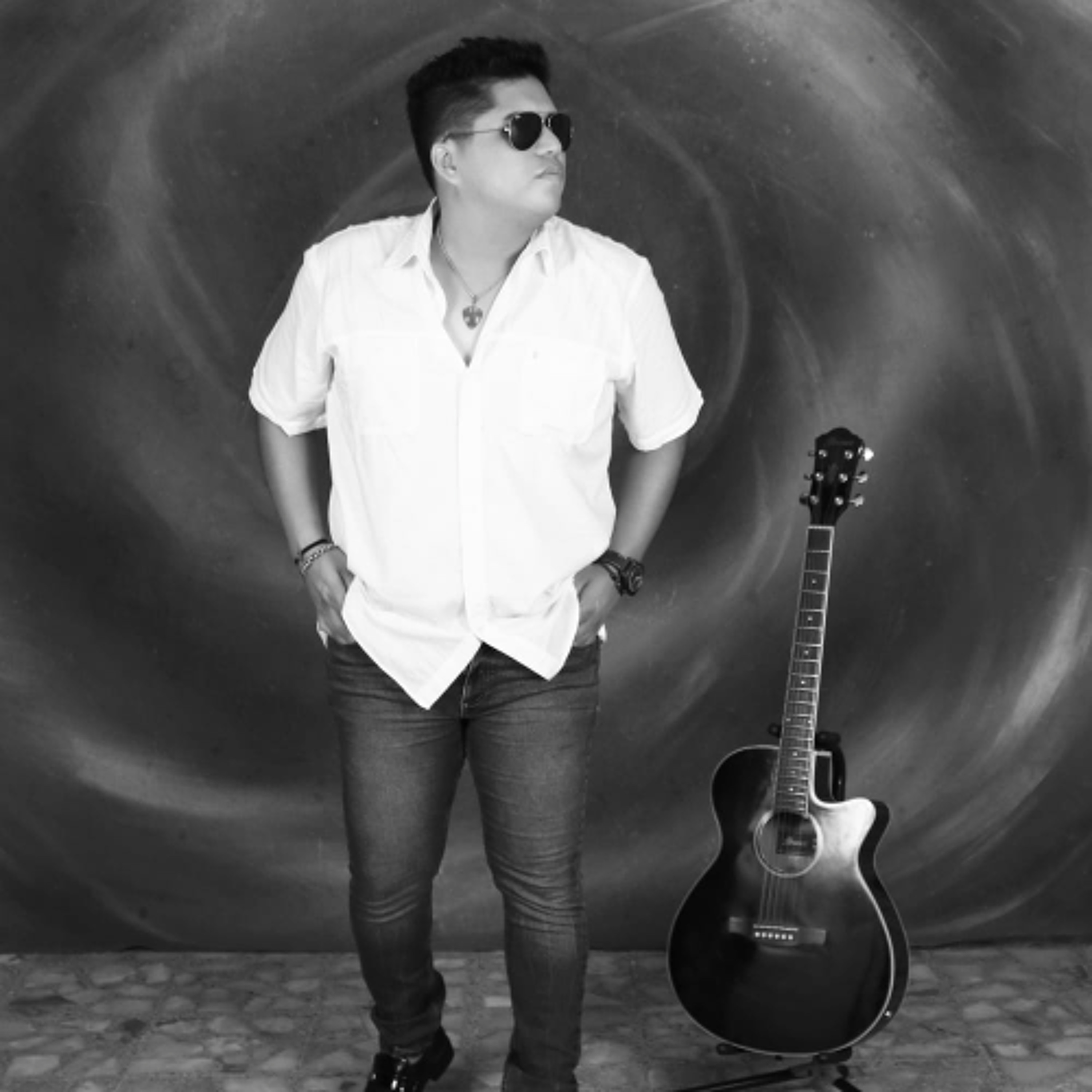 Recomendación Musical - Entrevista a Eddy & El Son episode artwork