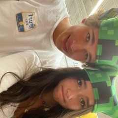 Fumiamo una sigaretta insieme?( つ﹏⊂ )