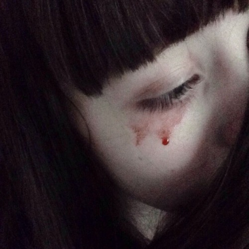 insert:,<<hollow?./>>