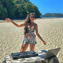 Sarah Kraz - Litoral Norte, SP, Brazil | Melodic Techno & Progressive House