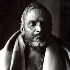 Oṁ hrīṁ siddhaguro prasīda hrīṁ oṁ (54 Times)