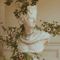 Debussy - Clair De Lune (OutOfTune/Old Piano)