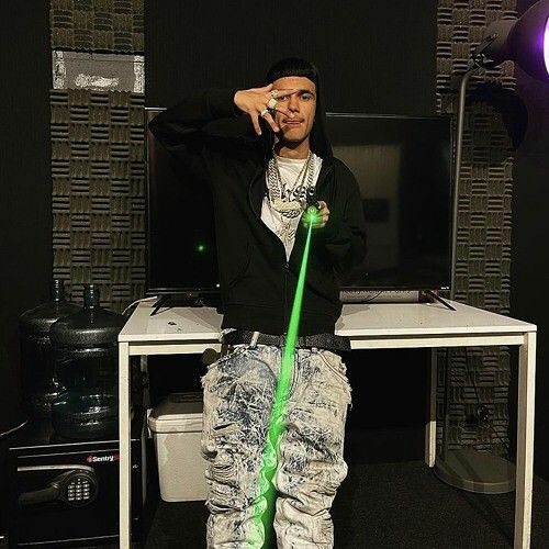 Stream Peysoh - Life I Live (s l o w e d - r e v e r b) by plugy