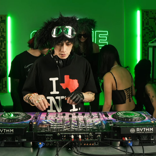 Juelz - ID (Keep It Goin)