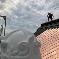 ROOF DANCER