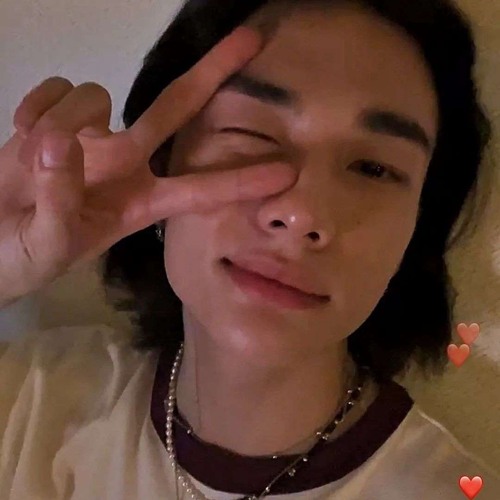 Stream i2hwng Listen to SKZ playlist online for free on SoundCloud