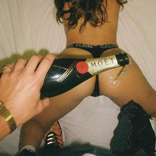Vizinha Fofoqueira w/Jovem Gomes [prod. Lincoln & Diga1]