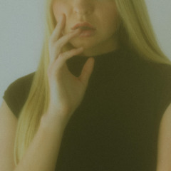 tOnGuE tiEd