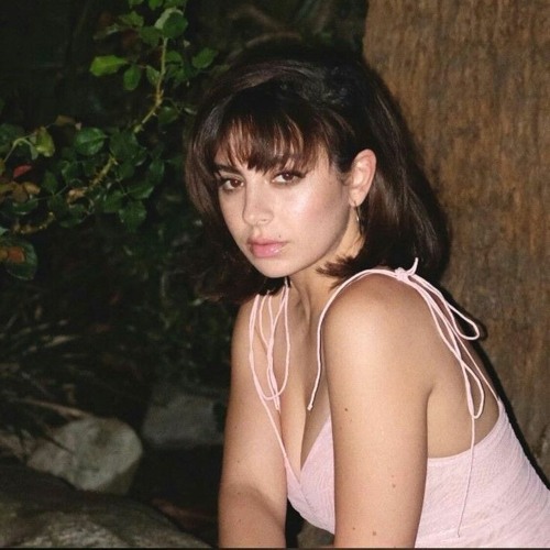 Charli xcx Dumb
