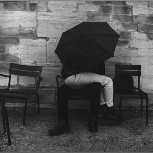 شاملو نه بخاطر سنگ فرش