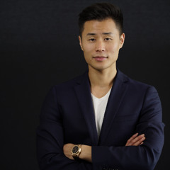 Master the Stage: Tim Han’s Simple Tips to Enhance Presentation Skills