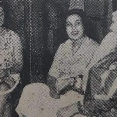 يا حَبِيبِي في شِفاهِ الفَجرِ كُنَّا بَسمَتيْن .. ثُمَّ صِرْنا فِي عُيُونِ الَّليلِ صِرْنا دَمعَتَين