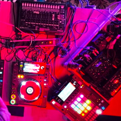 Tic-Tac-Toe @ Live Home Studio 2025