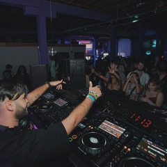 LIVE DJ SETS