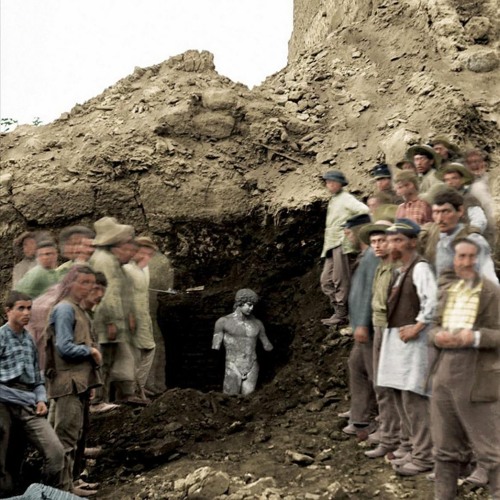 FOCUS (PROD. ETHANUNO + JOE ASTE)