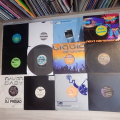 100 % Classic Vocal Uk Hardcore Vinyls ........ ( Not a Big Anthem One )