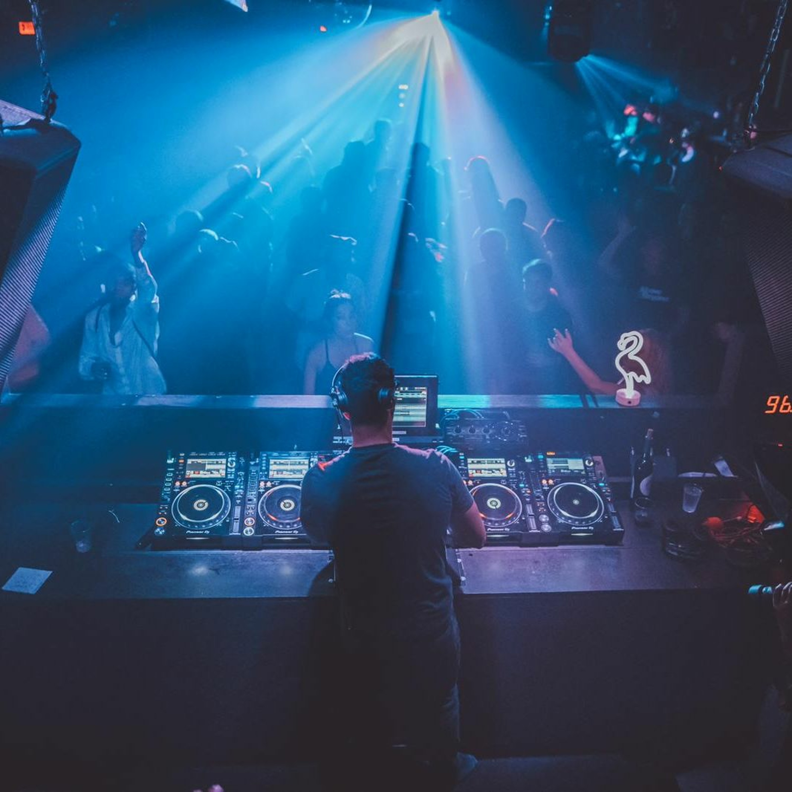 Paul Thomas presents UV Radio