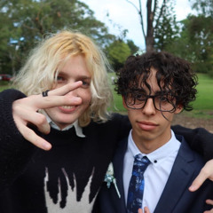 we got away /w Junior (demo track, not finished) (prod. fckpinterest)
