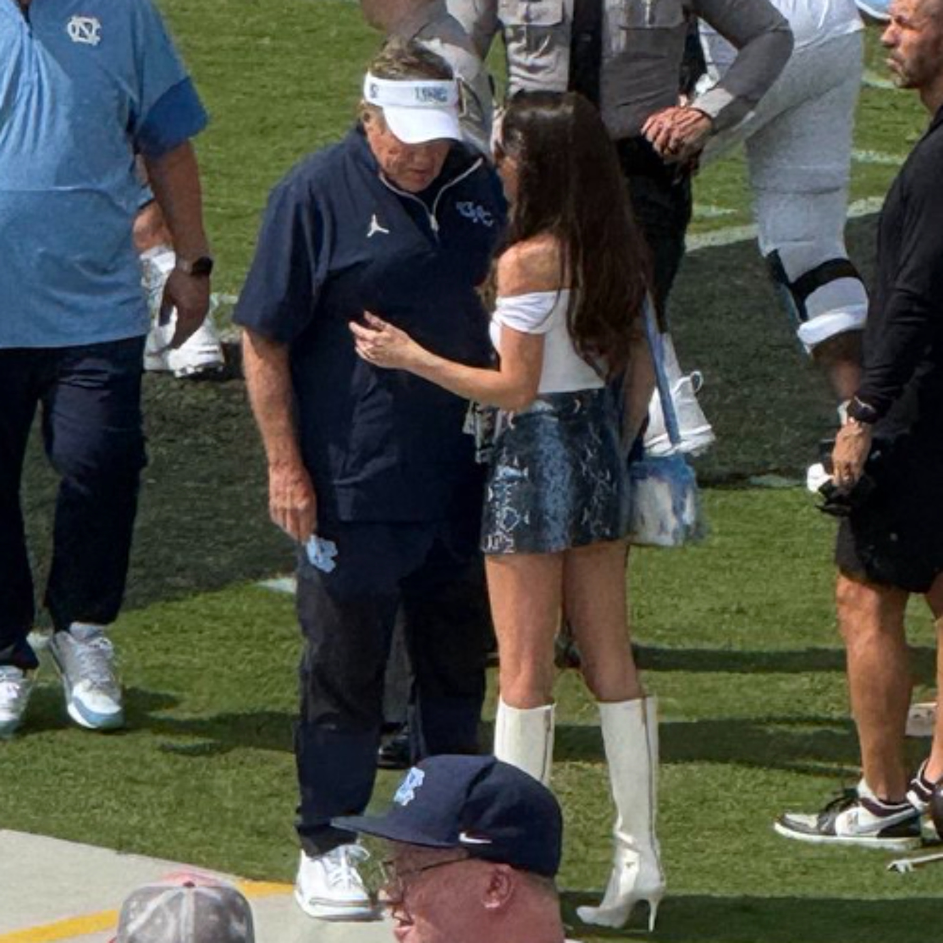UCF takes down Belichick and Jordon, Kansas State preview, Mailbag Picks & more