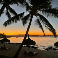 Susana Lee - Sunset Chaser @One&Only Mauritius