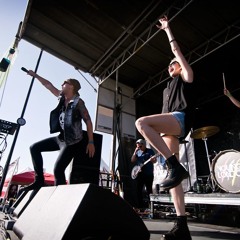 YL--SEMICHARMED_FULL-LIVE2012_MASTER