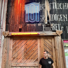 Mainfloor @M01 Club before Karla Blum