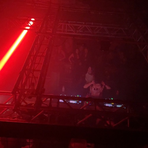 Trapping and Stacking (TECHNO REMIX)