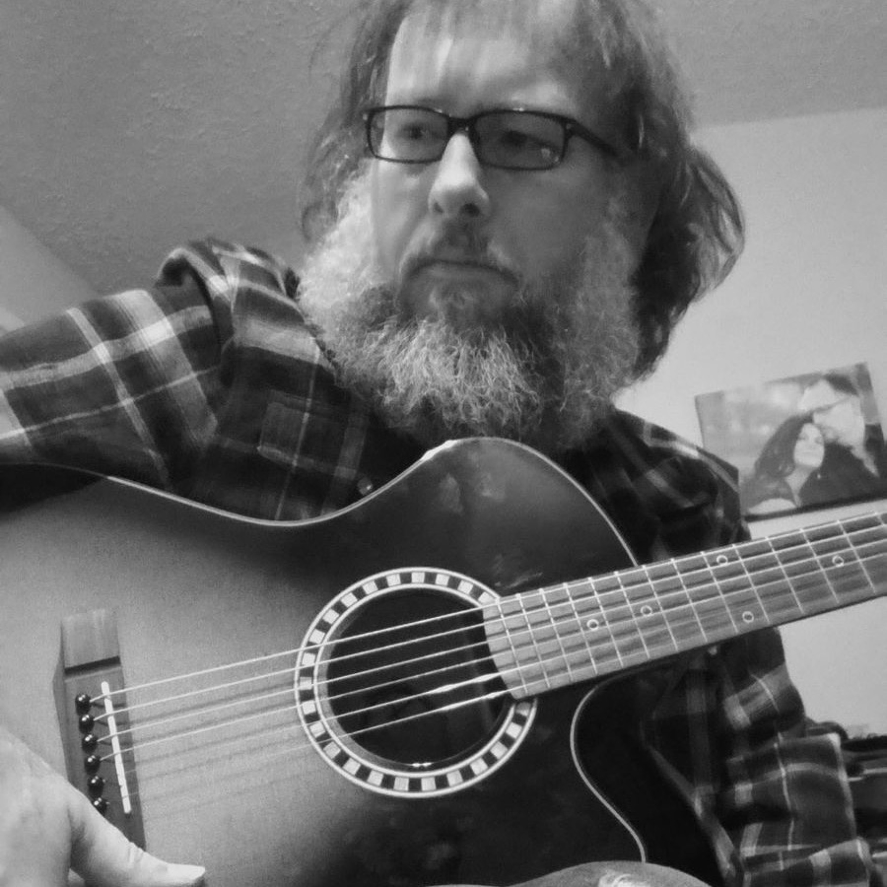 E295 - J Edwards - a voice that rocks the streets of downtown Nashville episode artwork