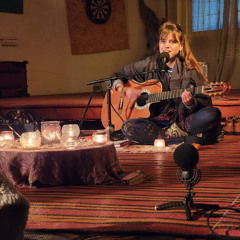 כל העולם כולו - פנימה