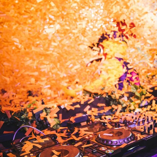 Eats Everything Vs Sandy B VS Ewan McVicar - Tell Me Miss Honey Makes World Go Round