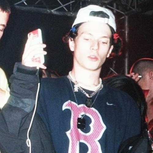 ​tofu golem - Bladee (prod. Bladee)