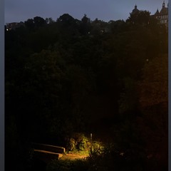 Le temps est favorable en la faveur de aimé