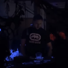 Eins-Sieben-Vier