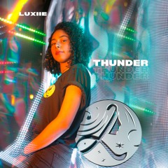 Luxiie  - Thunder