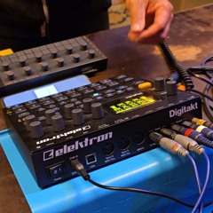 Autonomatix - Footwork(live)@Synth-Topia(RaraRadio)16_11_24.mp3