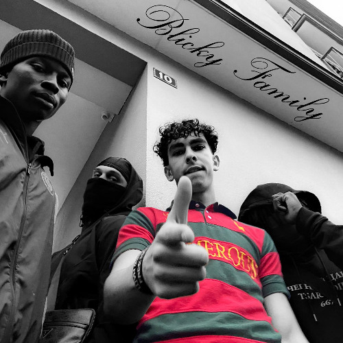 NOVA (feat. W2, DOLO, LA2M)