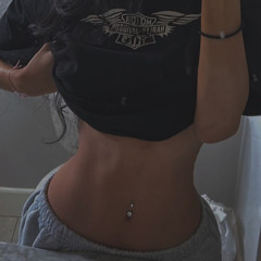 Bauchnabelpiercing - TEKK REMIX