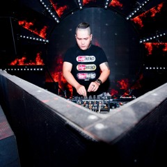 - DUY MANH - KHOC CHO NGUOI DI - Suke Remix HD Red