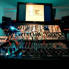 Phantom Deep - Mutable Waldorf ( 3 synths Improvisation)