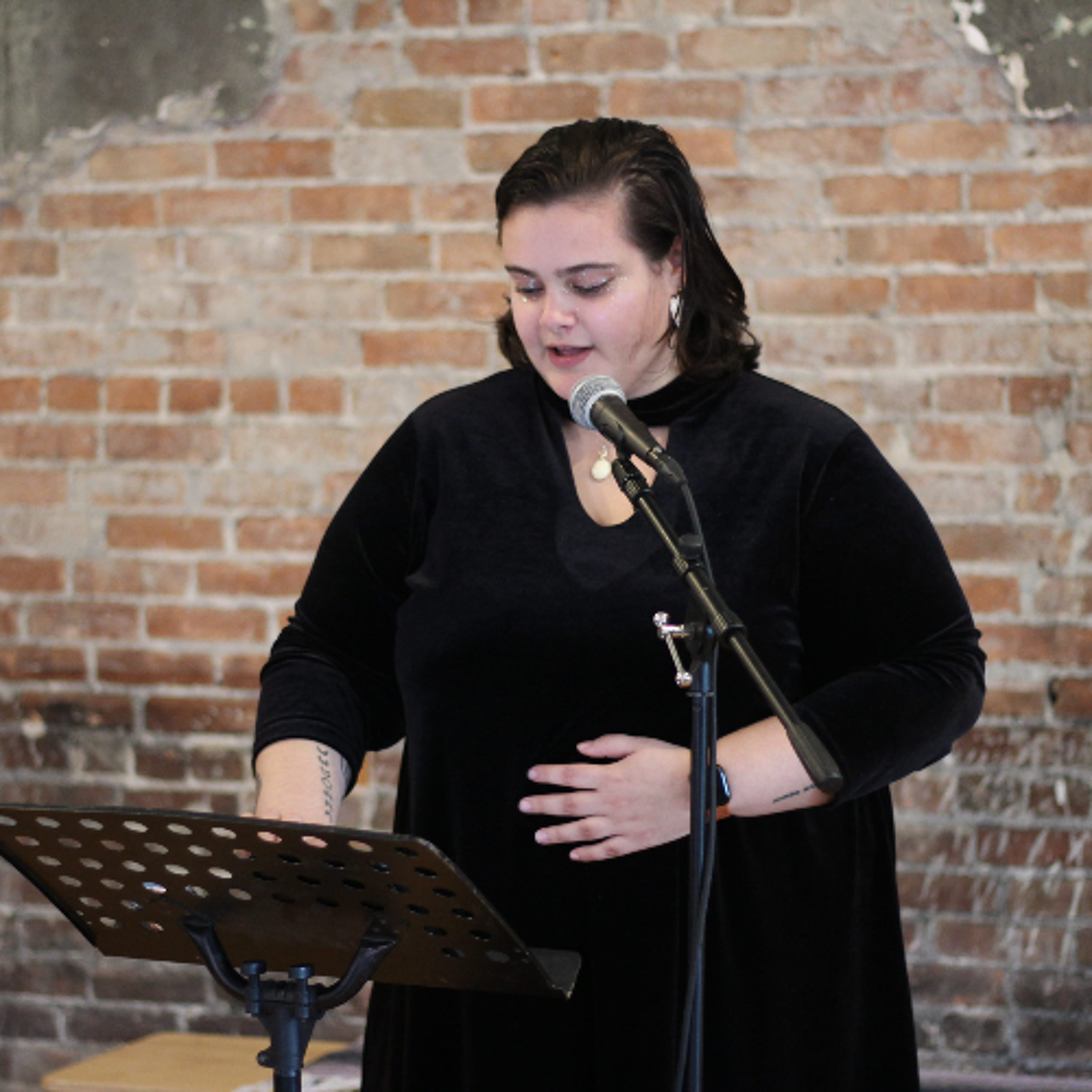 Talking With Poets: Shelby Hafener at The Fish Market episode artwork