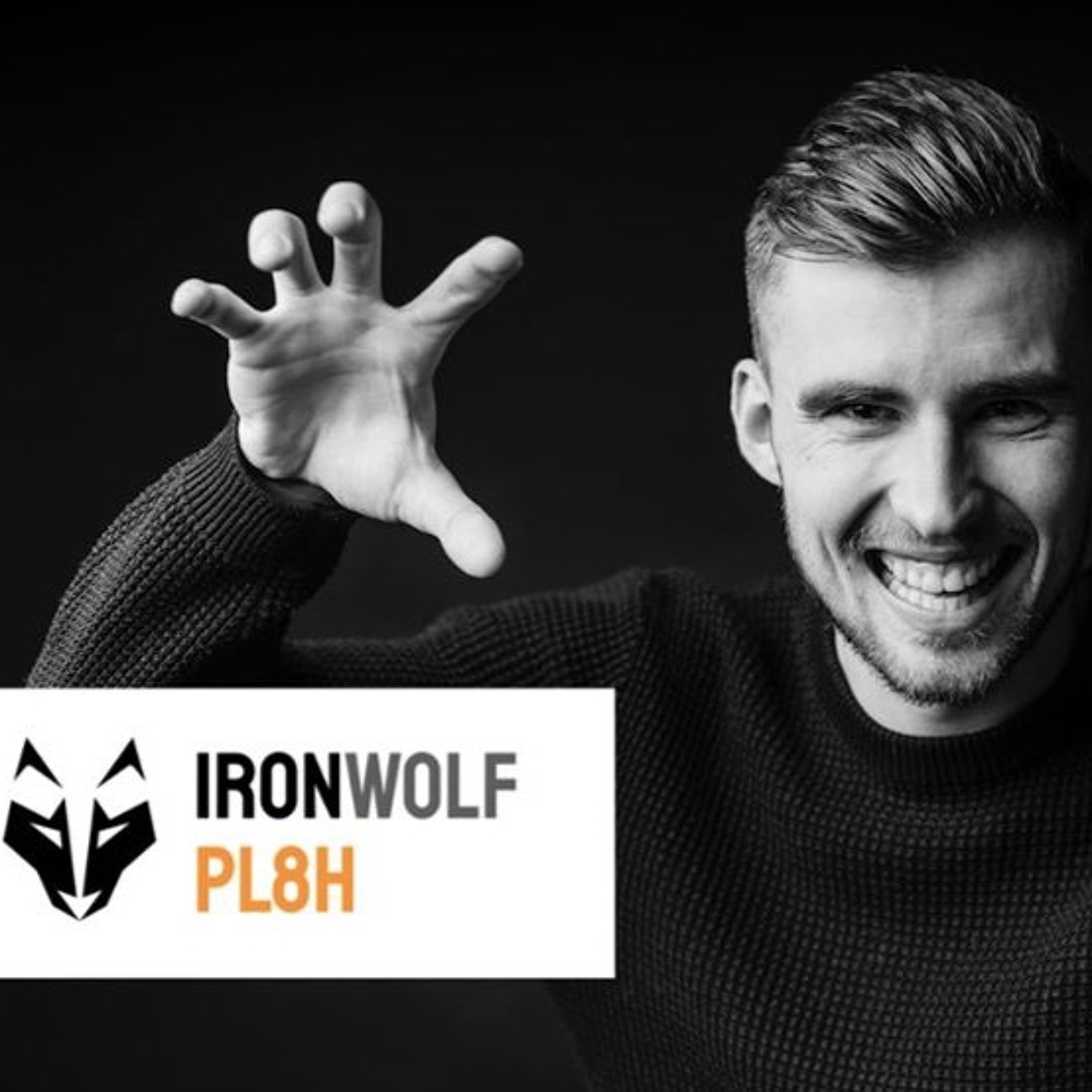 Tricast FM #034 Robert Wilkowiecki o próbie rozprawienia się z 8 godzinami w domowym Ironmanie episode artwork