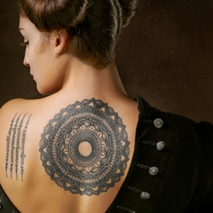 Tatoueuse "Désolé Maman"