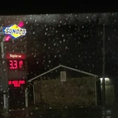 HIGH BUDGET Low Budget Orange Car Radio