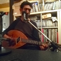 Kssid el Ghorba joueur de mandole algérien.