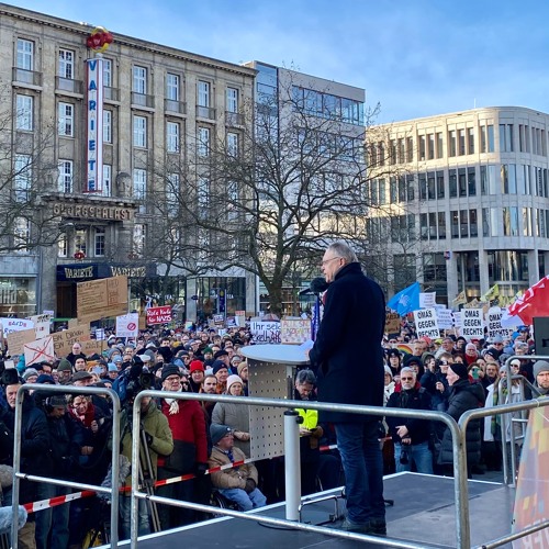 Rede von Ministerpräsident Weil bei Demo gegen Rechts in Hannover
