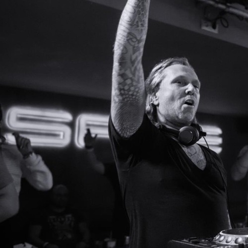 Monkey Sessions- Volume 82 June2024 by Jens Lissat