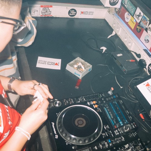 ROCCO BETON - NO SONG REQUESTS PLS x KISS FM TAPE